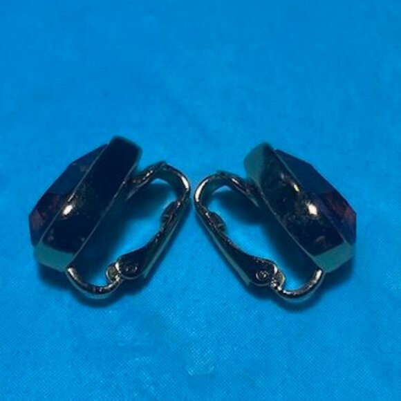 Christian Dior Clip on Earrings - Picture 3 of 4